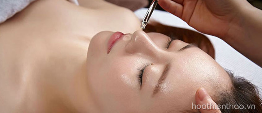 Serum chống lão hoá là sản phẩm chăm sóc da đặc biệt cần có khi bạn ở tuổi 30