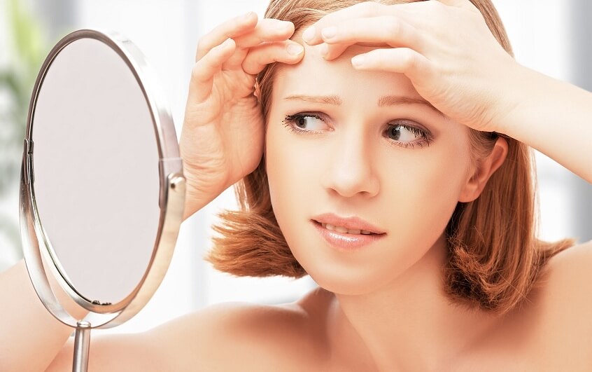 Vị trí mụn mọc trên mặt nói lên điều gì?