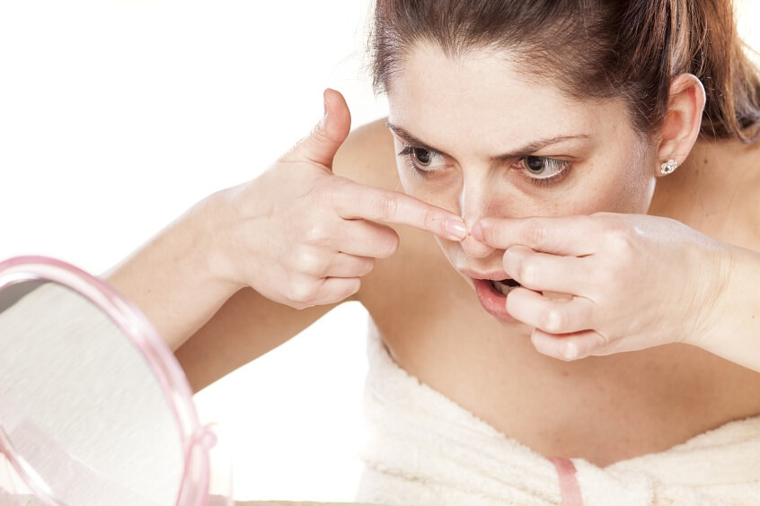 Vị trí mụn mọc trên mặt nói lên điều gì?