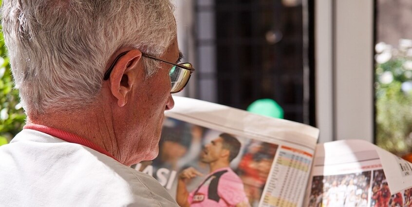 Cách trị tóc bạc và rụng tóc ở tuổi trung niên