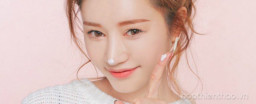 Có nên dùng kem dưỡng ẩm mùa đông hay không - Hoa Thiên Thảo