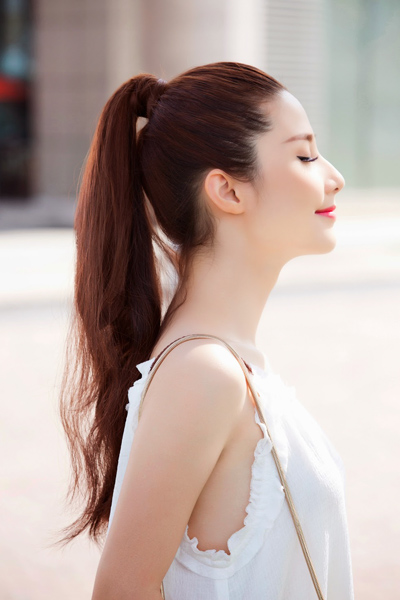 Sử dụng kem tắm trắng bằng khoai tây và sữa tươi để có làn da trắng sáng mịn màng