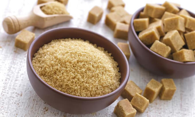 Tẩy tế bào chết cho tóc với dầu gội dầu gội đường nâu