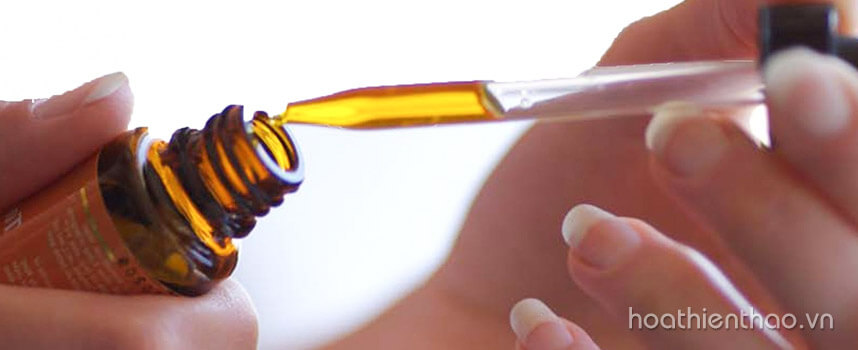 Dùng serum dưỡng da có tốt không - Mỹ Phẩm Hoa Thiên Thảo