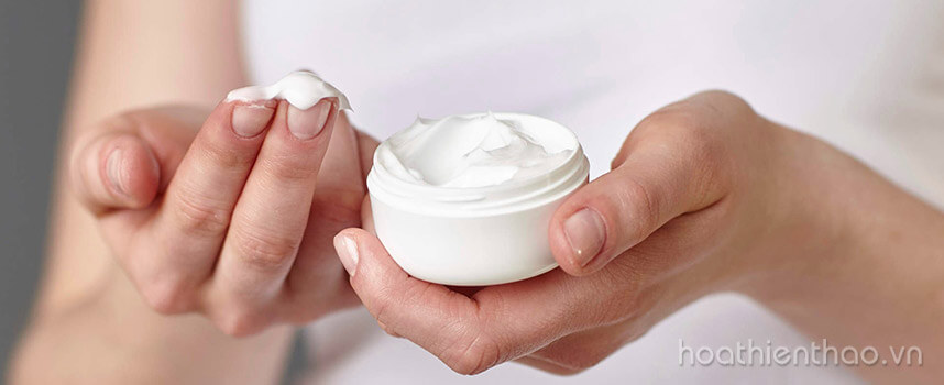 Kem dưỡng ẩm mùa đông loại nào tốt nhất hiện nay - Hoa Thiên Thảo