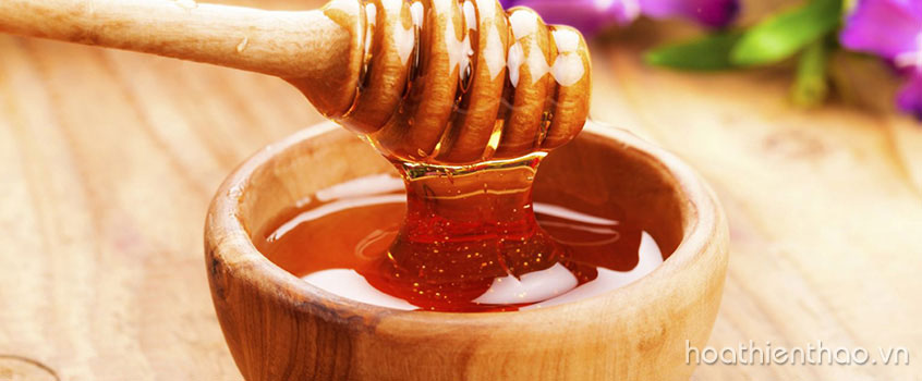 Mẹo trị nứt gót chân hiệu quả tại nhà