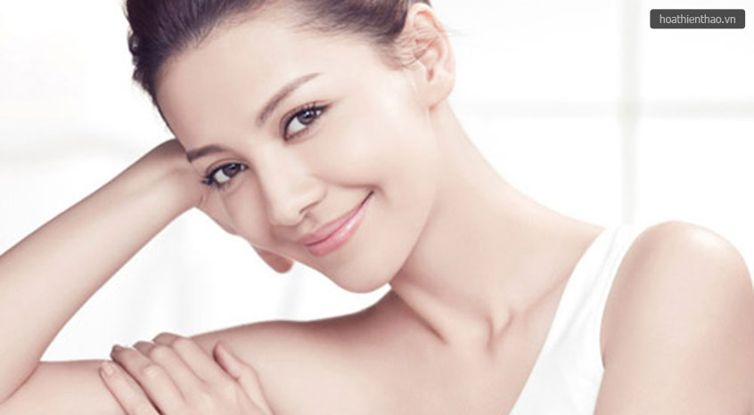 Làn da luôn giữ được vẻ độ tươi sáng nhờ dưỡng chất có trong Vitamin C
