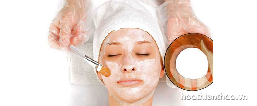 Sữa giúp cân bằng độ ẩm và làm da trắng sáng