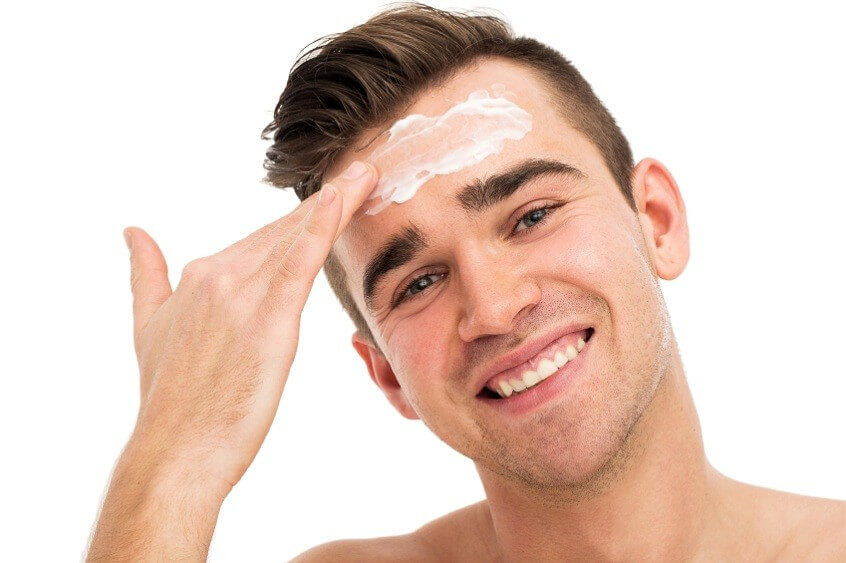 TOP 5 cách chọn kem chống nắng cho nam không thể bỏ qua