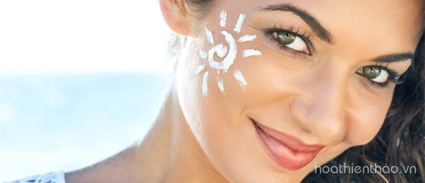 Bật mí cách sử dụng kem chống nắng khi trang điểm - Hoa Thiên Thảo