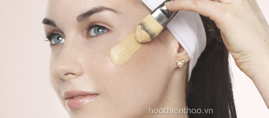 Học ngay cách trang điểm ngày mưa gió rạng rỡ - hoathienthaovn