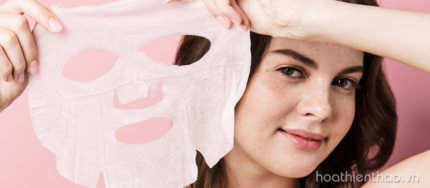 Học ngay cách trang điểm ngày mưa gió rạng rỡ - hoathienthaovn
