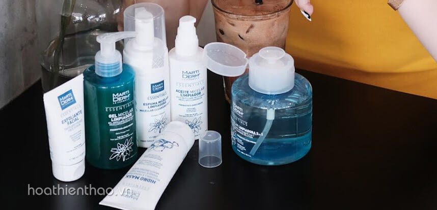 Có nên dùng nước tẩy trang MartiDerm 3 in 1 không - Hoa Thiên Thảo