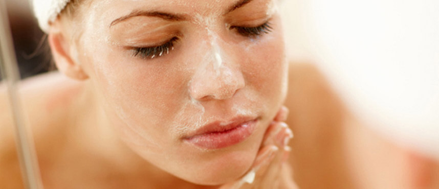 Có nên tẩy tế bào chết thường xuyên không - Hoa Thiên Thảo