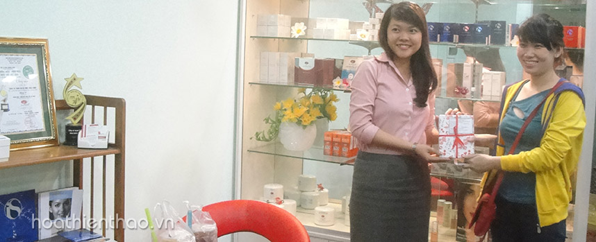 Địa chỉ uy tín mua viên uống chống nắng Heliocare - Hoa Thiên Thảo