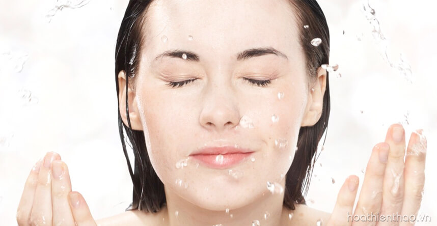 Dưỡng ẩm cho da khô nhạy cảm - HoaThienThao