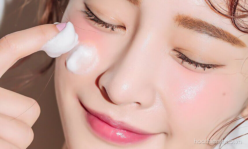 Kem dưỡng trắng da cho da dầu nào hiệu quả để sử dụng - HoaThienThao