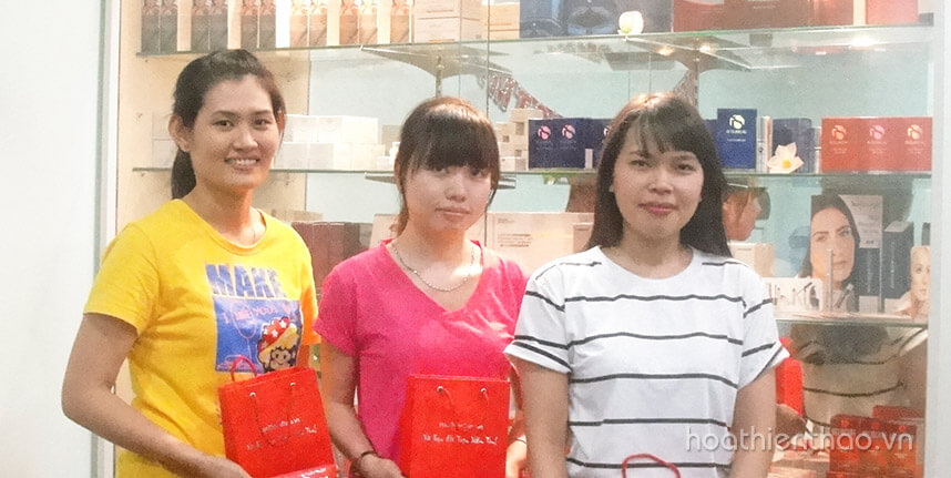 Nên mua viên uống chống nắng ở đâu chất lượng - Hoa Thiên Thảo