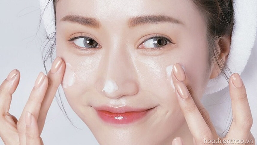 Viên uống chống nắng đi biển - HoaThienThao