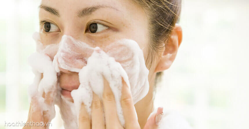 Viên uống trị mụn ẩn chất lượng - HoaThienThao