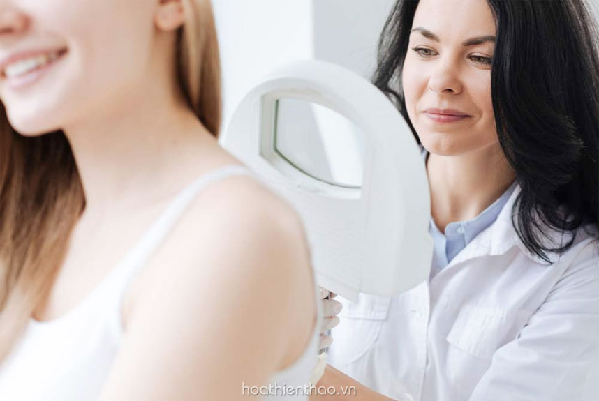 Hỏi qua ý kiến của chuyên gia trước khi sử dụng tắm trắng