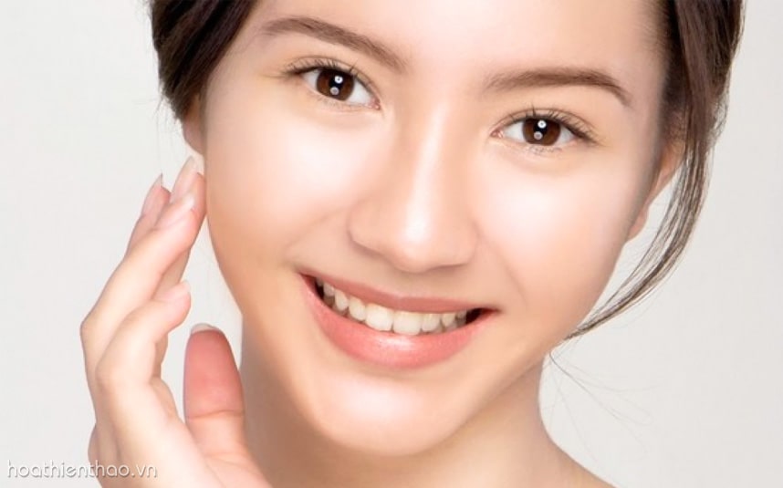Serum nuôi dưỡng làn da trắng hồng tự nhiên