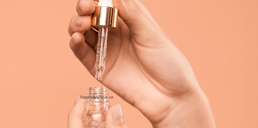 Sử dụng serum trị mụn có tốt không?